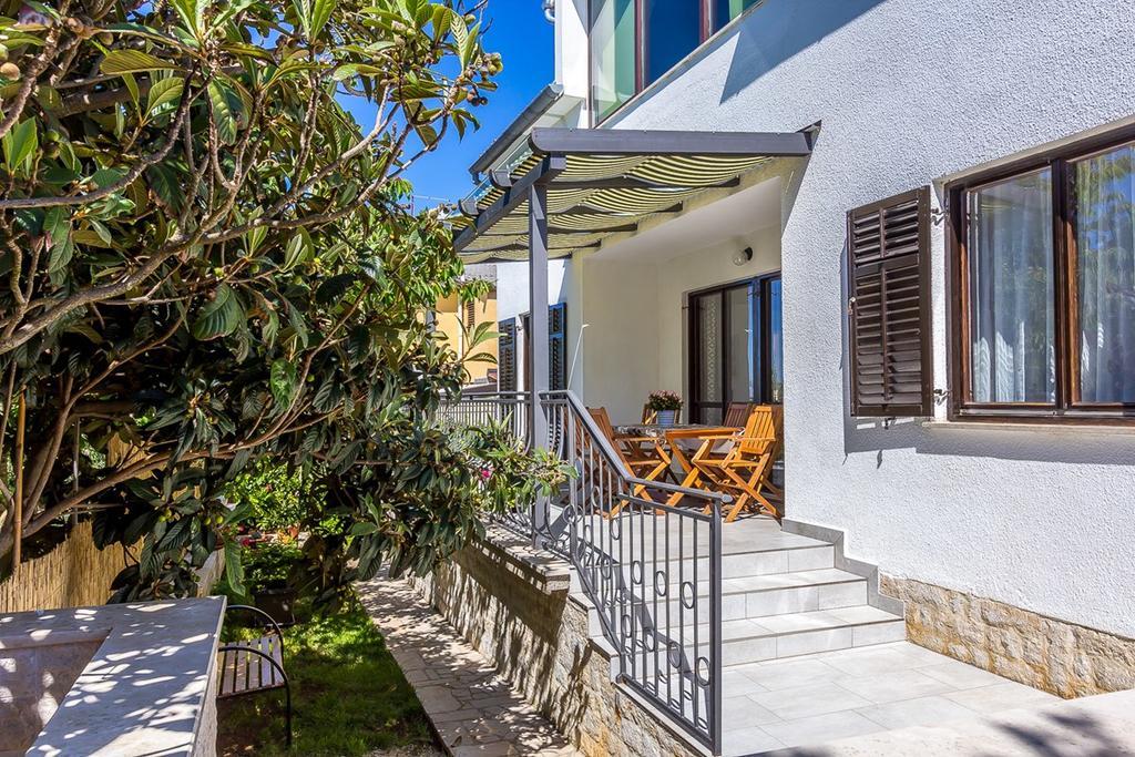 Apartment Viviana Pula Exterior foto